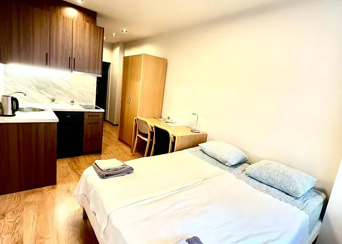 Rvr Smart 2 With Self Check In Apartmanhotel 3*