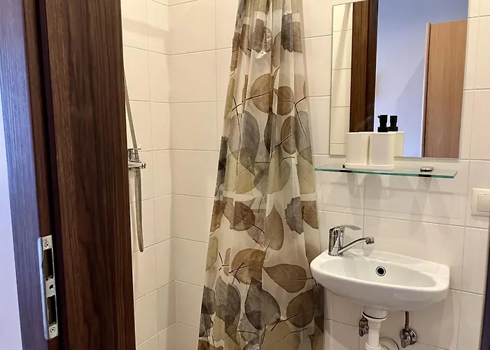 Rvr Smart 2 With Self Check In Lejlighedshotel Riga